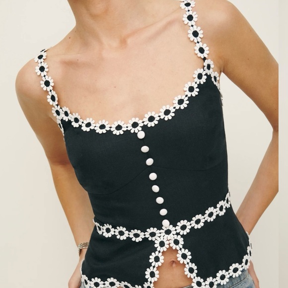 Brand new never worn reformation Minna Linen Top - Picture 3 of 4